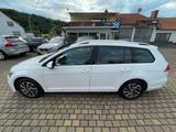 Volkswagen Golf 7 Variant 2,0TDI Sound Navi,ACC,RCD,AHK, - Volkswagen Gebrauchtwagen in Marburg