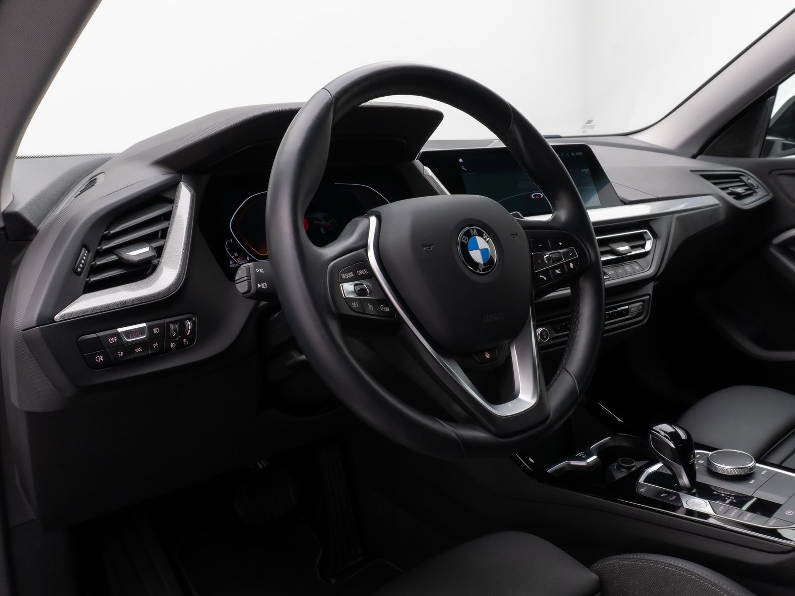 Fahrzeugabbildung BMW 220d Gran Coupé SportLine Kamera DAB HiFi Lenkrh