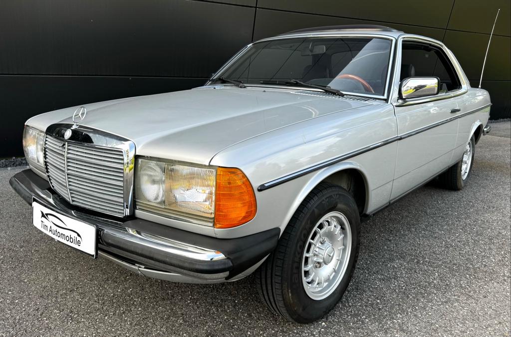 Mercedes-Benz CE 230