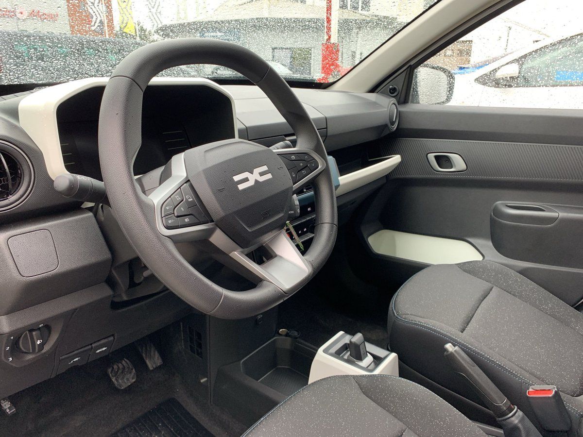 Dacia Spring - Bild 10