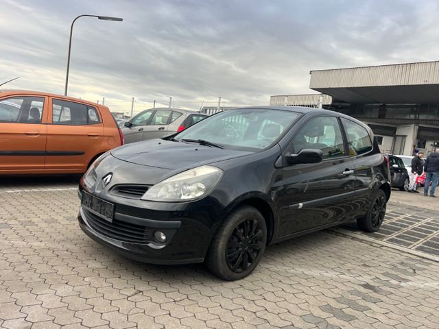 Renault Clio  1.2 16V 55kW,133.000 KM, Klima