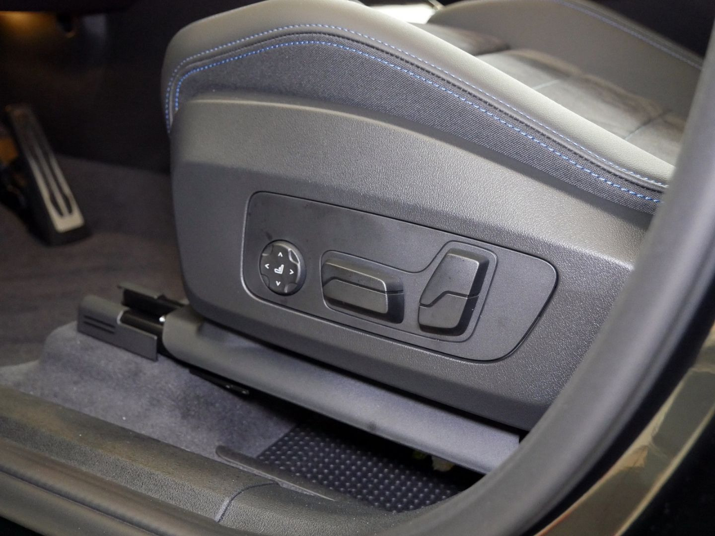 BMW 218 - Bild 14