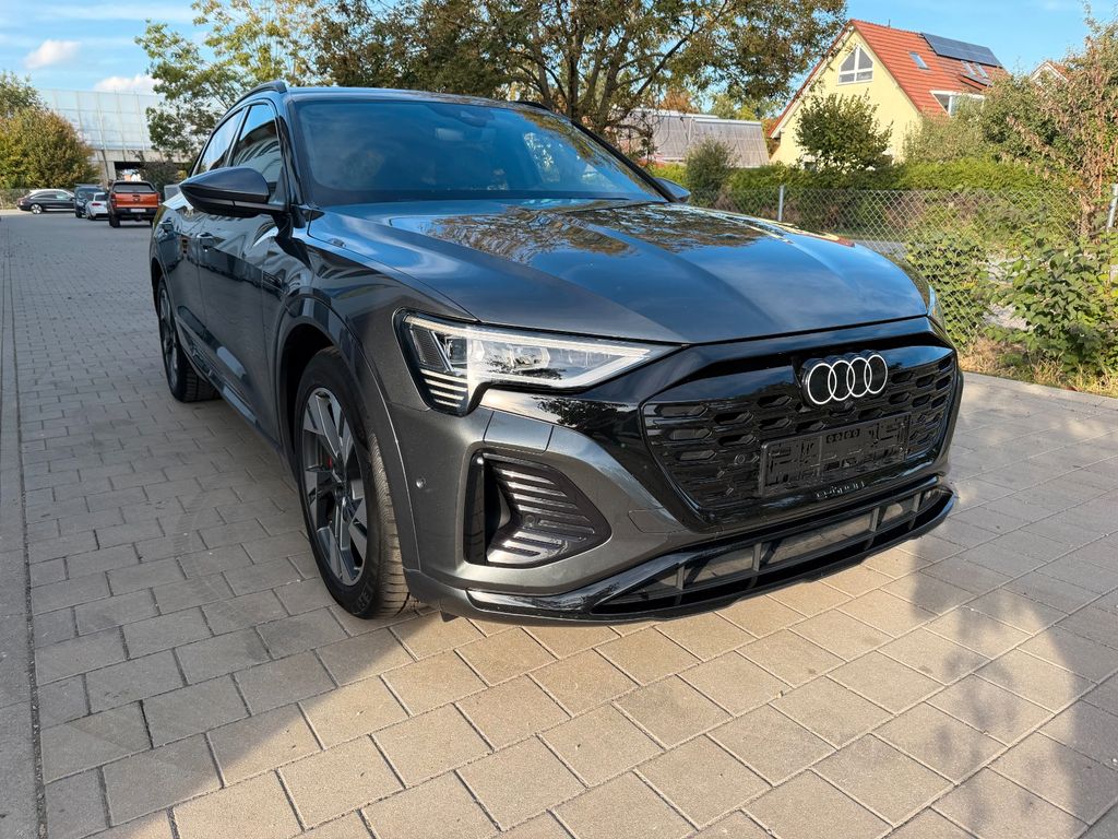 Image of Audi Q8 e-tron