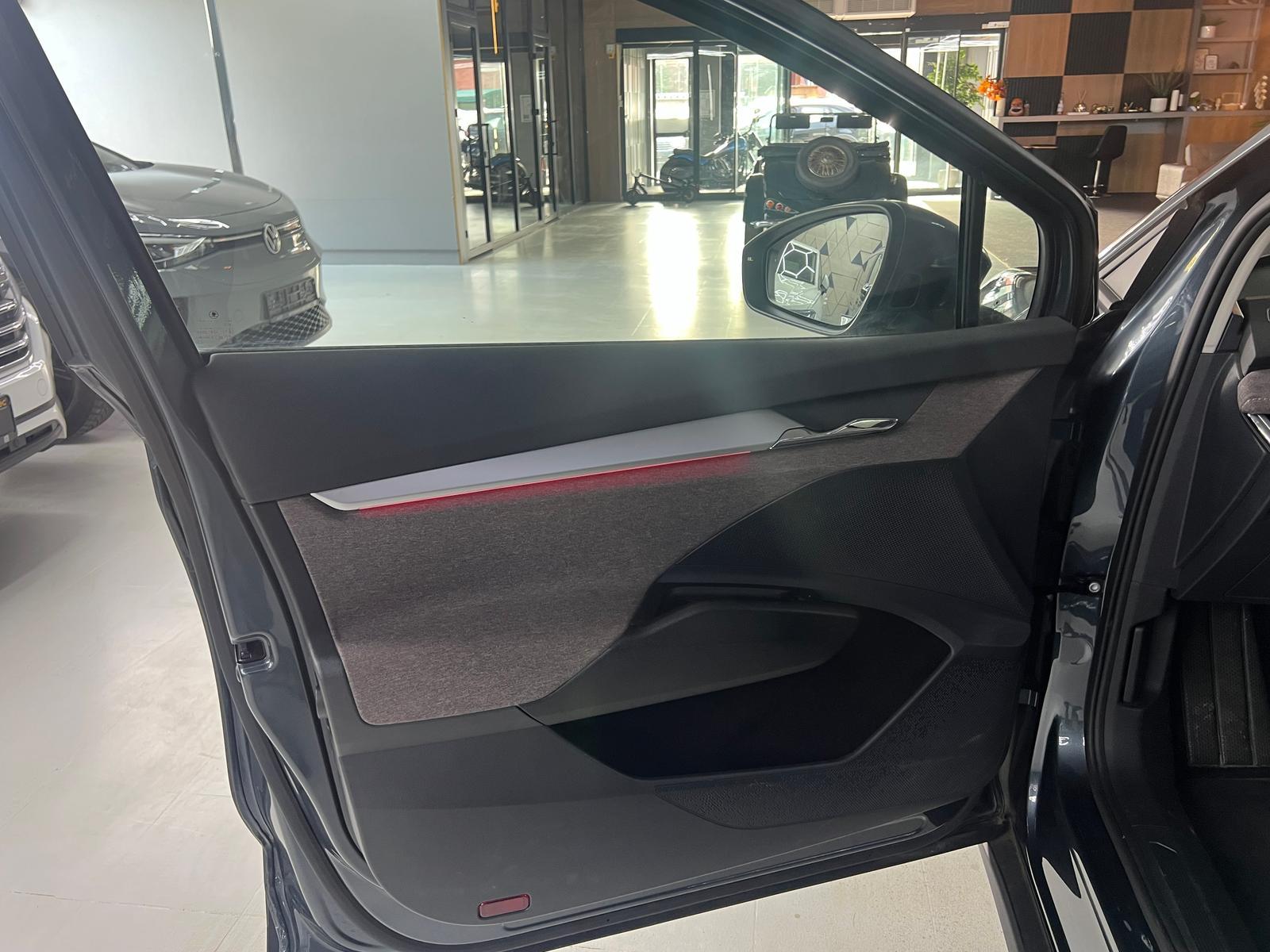 SKODA ENYAQ - 60 LODGE - 179 CV - PACK CHROME