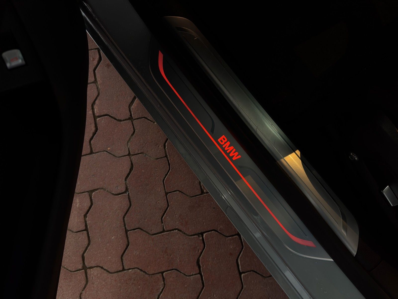 Fahrzeugabbildung BMW 730d 1.Hand /SoftClose/360°/Dig.Cock/4-Zonen