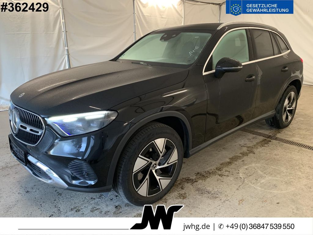Image of Mercedes-Benz GLC 300