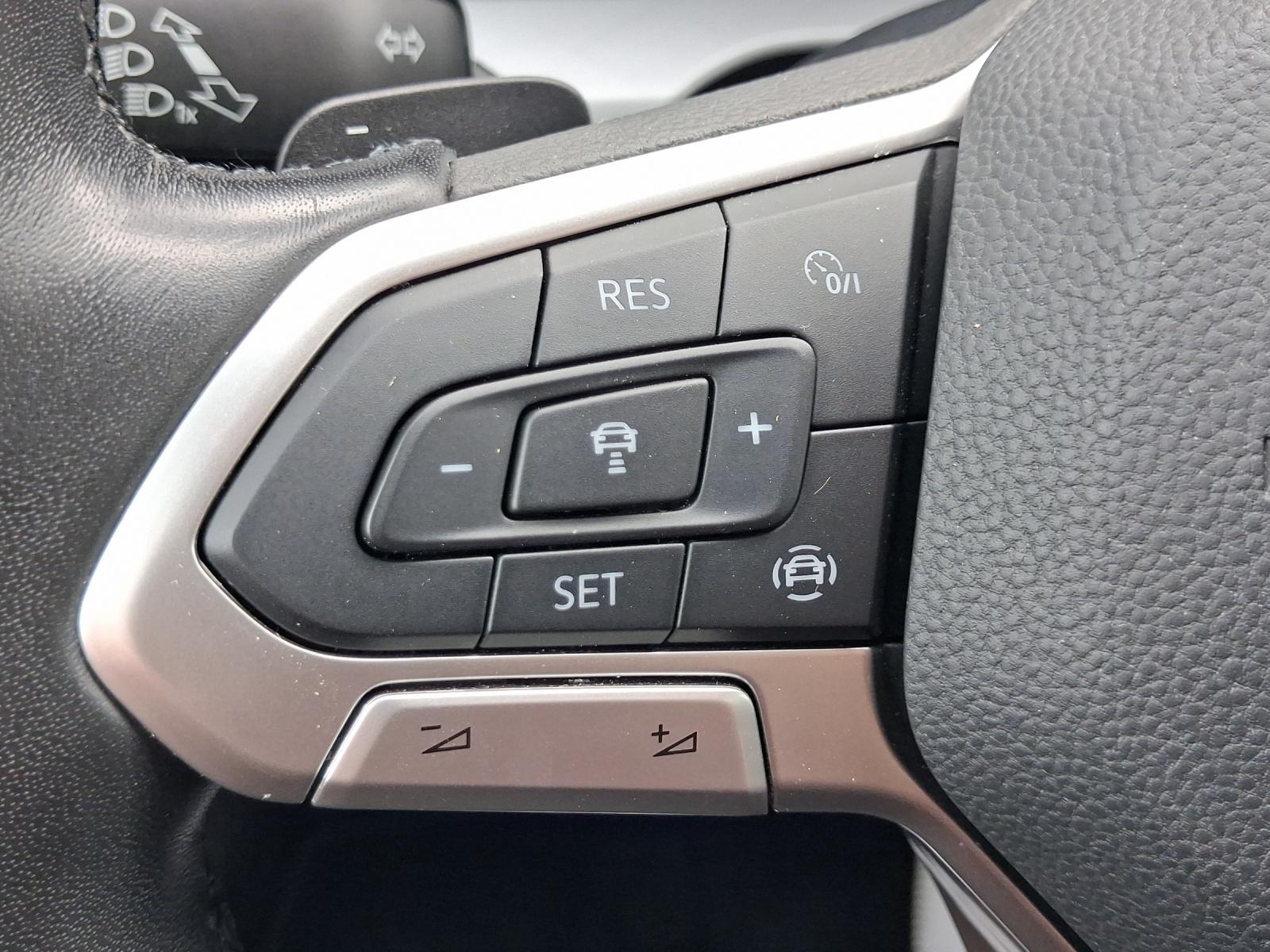 Volkswagen Golf Life 1,0 l eTSI Life (EURO 6d) 1.Hd/ Spurw, миниатюра 18
