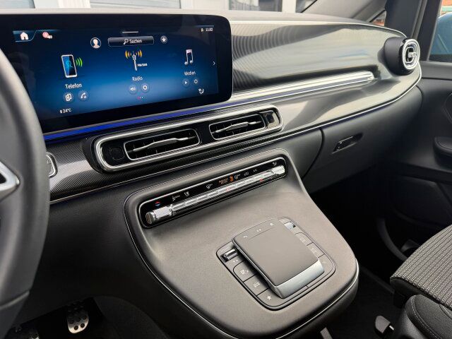 MERCEDES-BENZ V-Class 2025