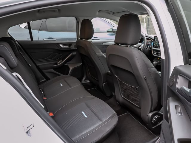 Ford Focus Active 1.0 X Parkautomatik Navi B&O LED
