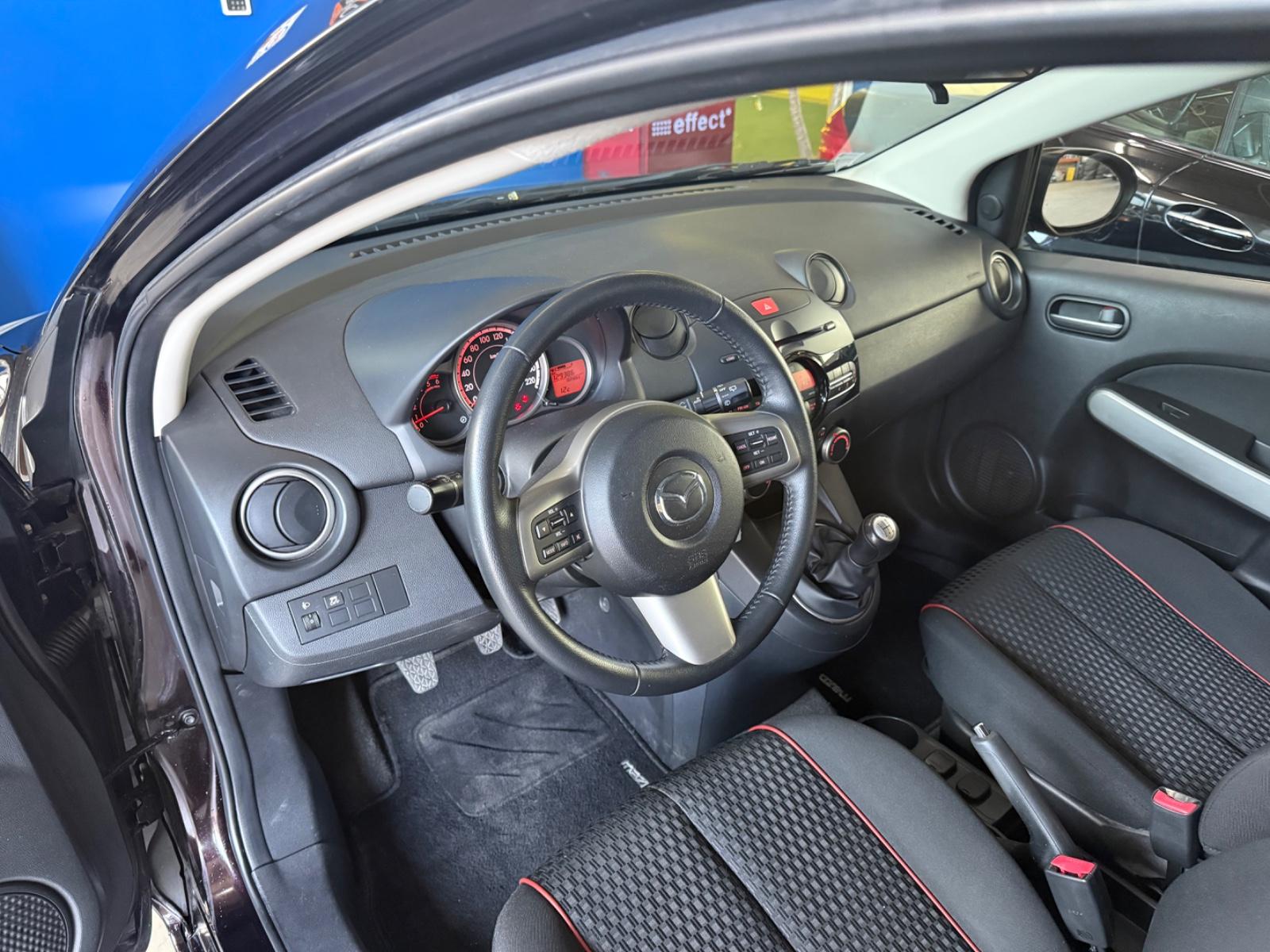 Mazda 2 Lim. 1.6 CD Sport-Line*Klima*Alu*Top*Scheckh.