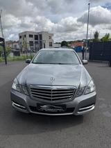 Mercedes-Benz E 200 Klasse Lim. CDI BlueEfficiency Avantgarde - Mercedes-Benz E 200: Cdi Blueefficiency