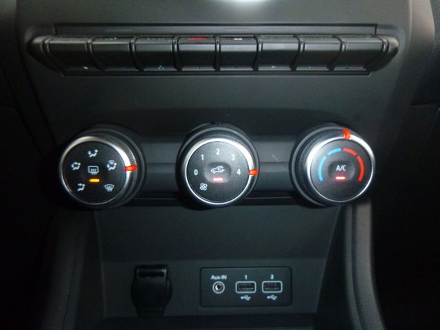 Fahrzeugabbildung Renault Captur II Business >14.227KM/AUT/NAV/LED<
