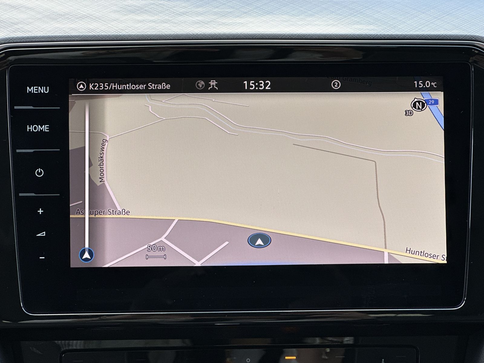 Fahrzeugabbildung Volkswagen Passat Variant Business 4M NAV+LED+AHK+PANO+360°