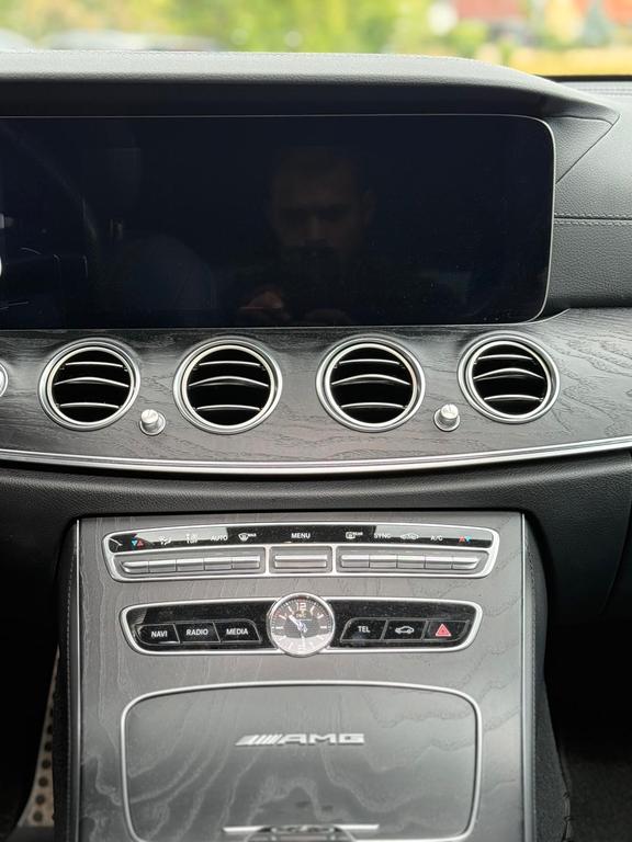 Mercedes-Benz E 63 AMG