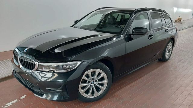 BMW 318d Touring Steptr.*Sportsitze*LED*DAB*AHK*1.HD