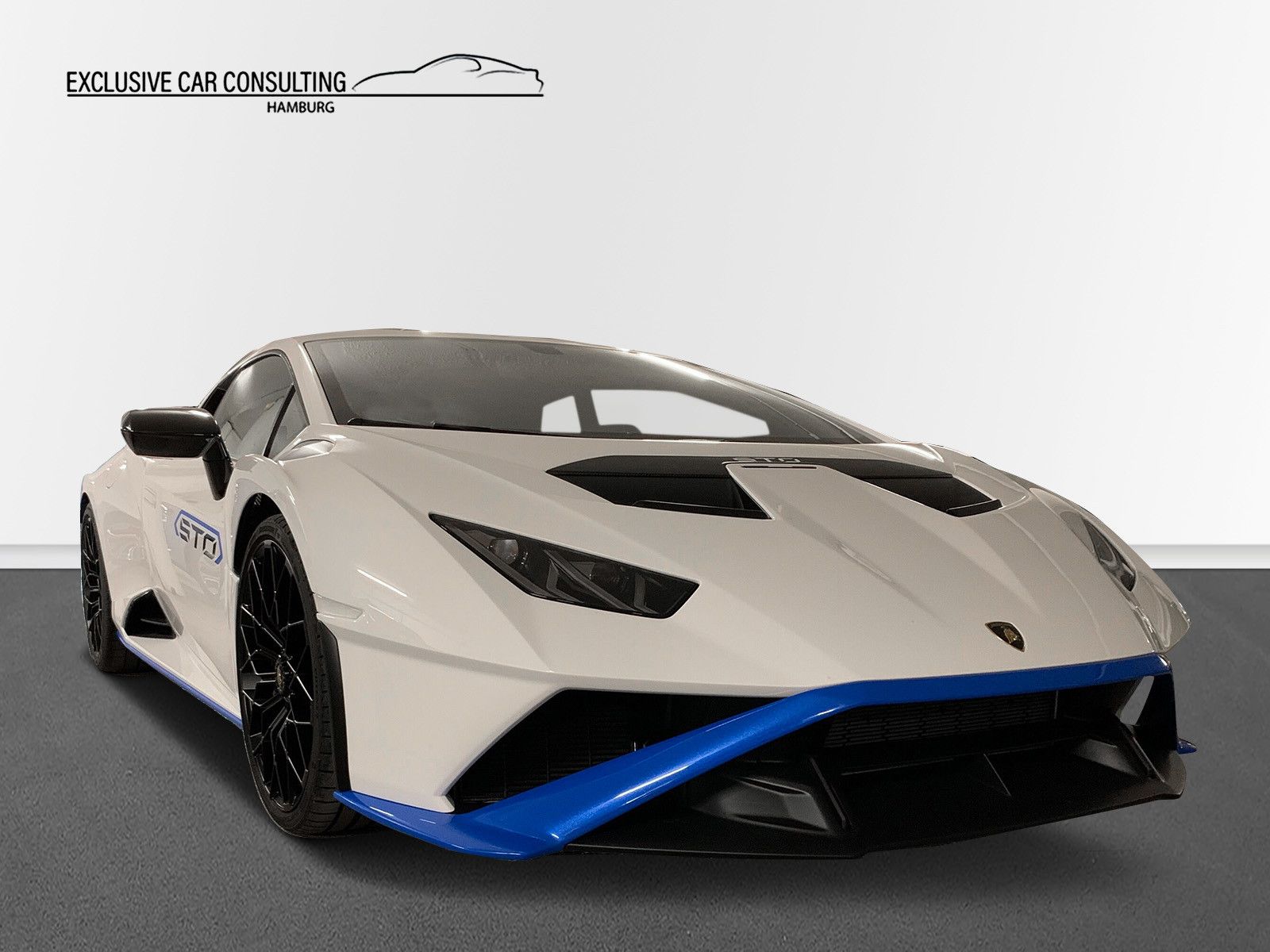 LAMBORGHINI Huracan