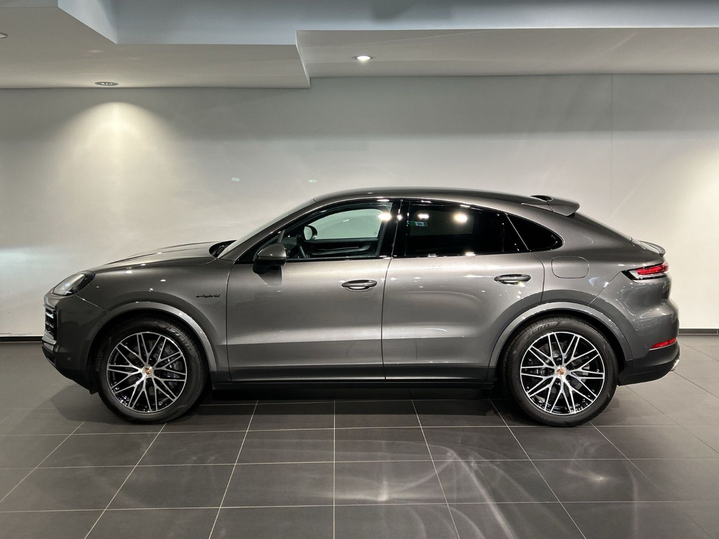 Porsche Cayenne E-Hybrid Coupe InnoDrive Head-Up BOSE imagem 2