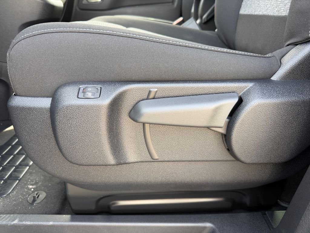 Fahrzeugabbildung Citroën Spacetourer M Diesel 180 Autm. Plus