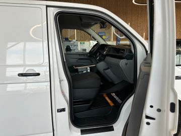 Volkswagen T6 Transporter  *Sortimo*Kamera*Standheizung*