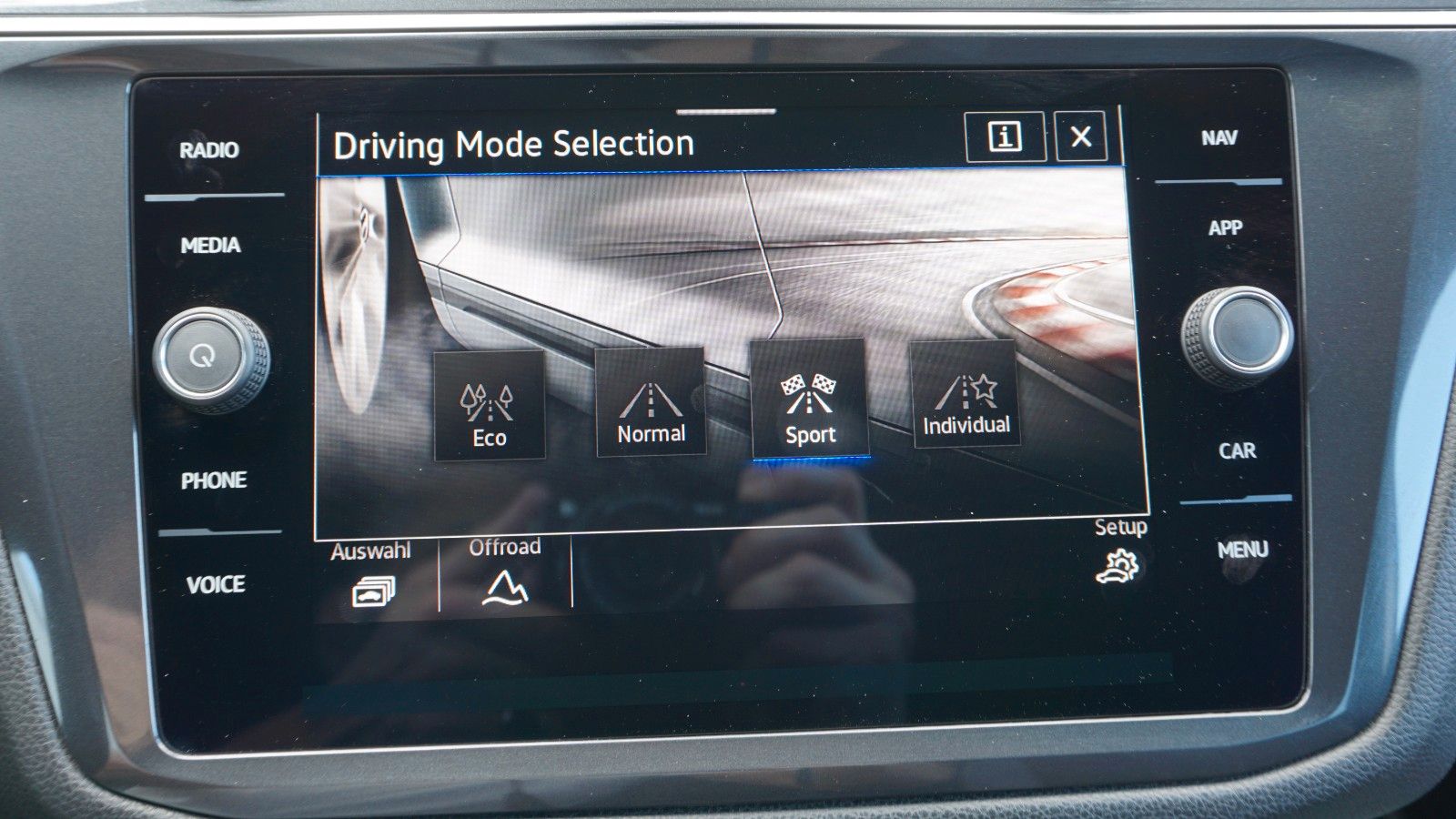 Fahrzeugabbildung Volkswagen Tiguan Allspace R-Line 4M LED,Navi,PDC,AHK