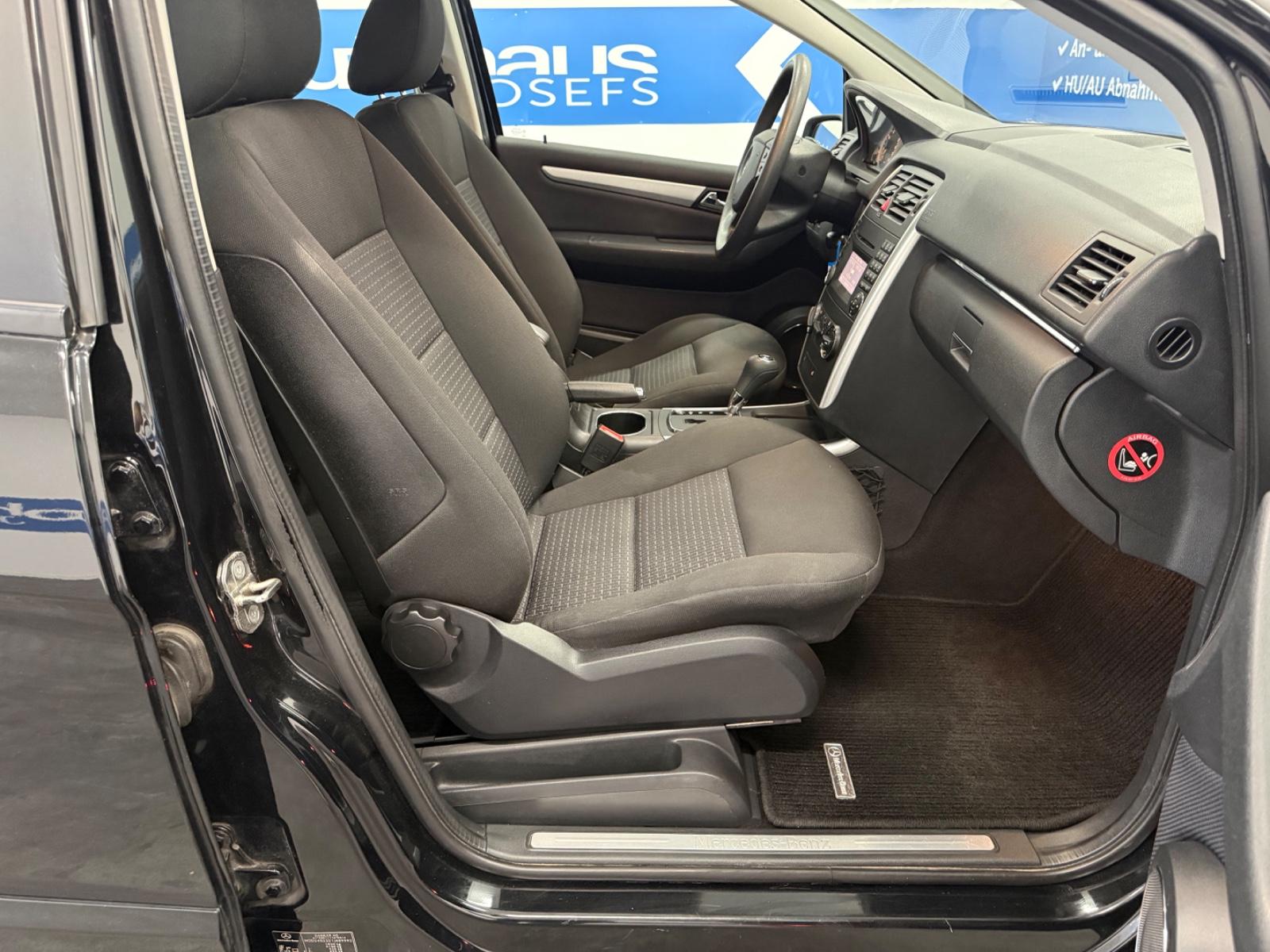 Mercedes-Benz B170 2009 — photo 13