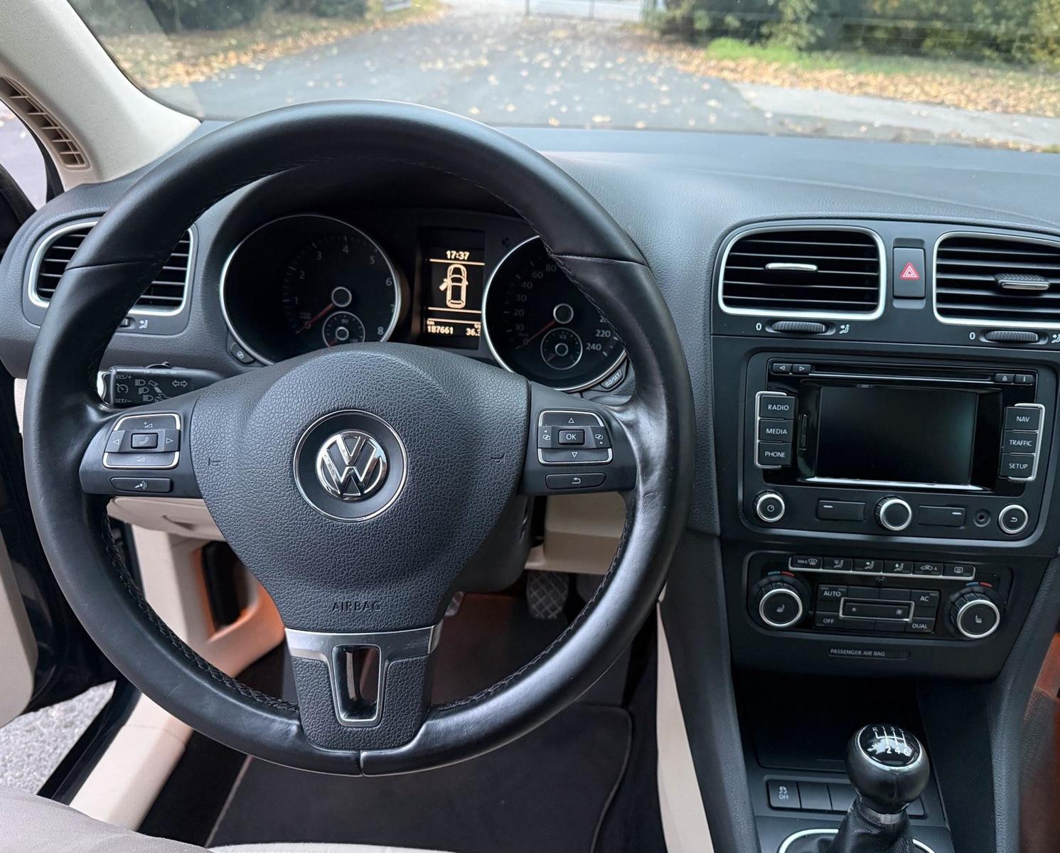 Volkswagen Golf 2009 — photo 6
