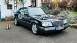 Mercedes-Benz E 220 Autom. Leder FH SHZ SD Klima W124 C124 - Mercedes-Benz E 220 mit Benzin-Antrieb: Sportwagen