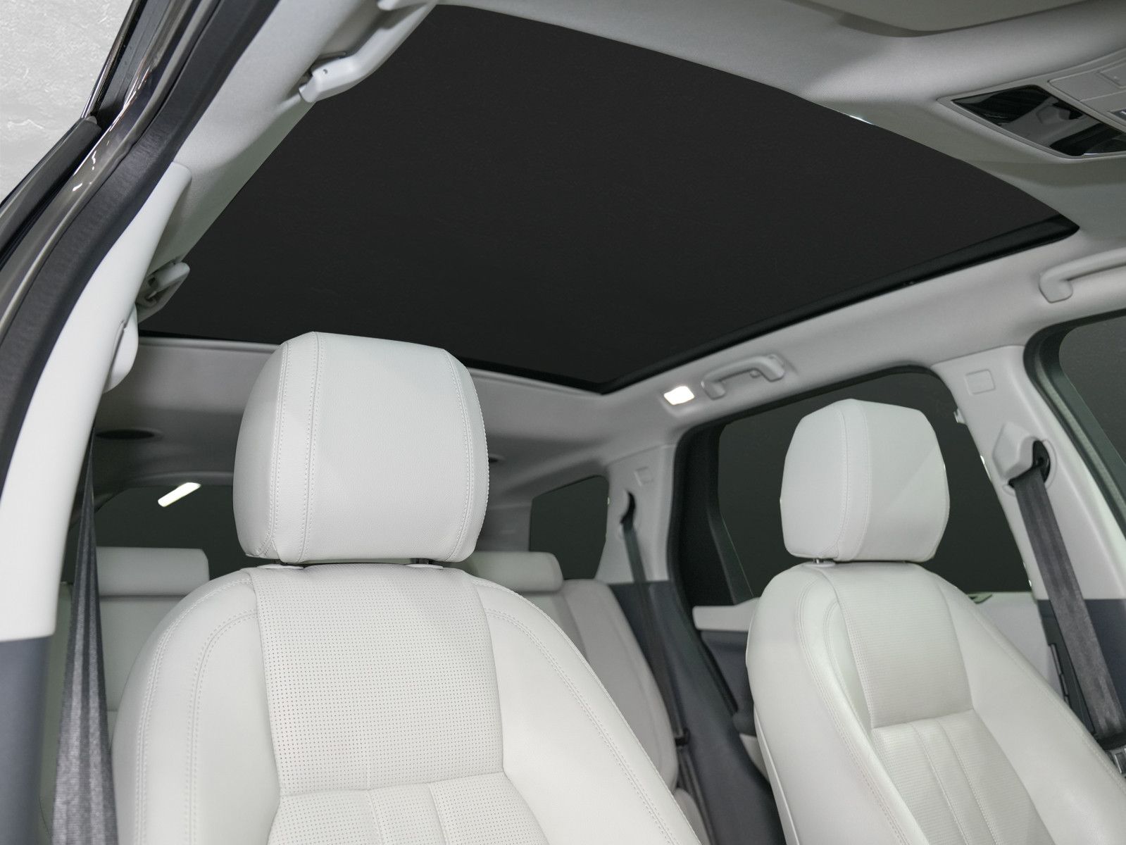 Fahrzeugabbildung Land Rover Discovery Sport HSE AWD - 1.Hand|Mwst.|39 tkm!