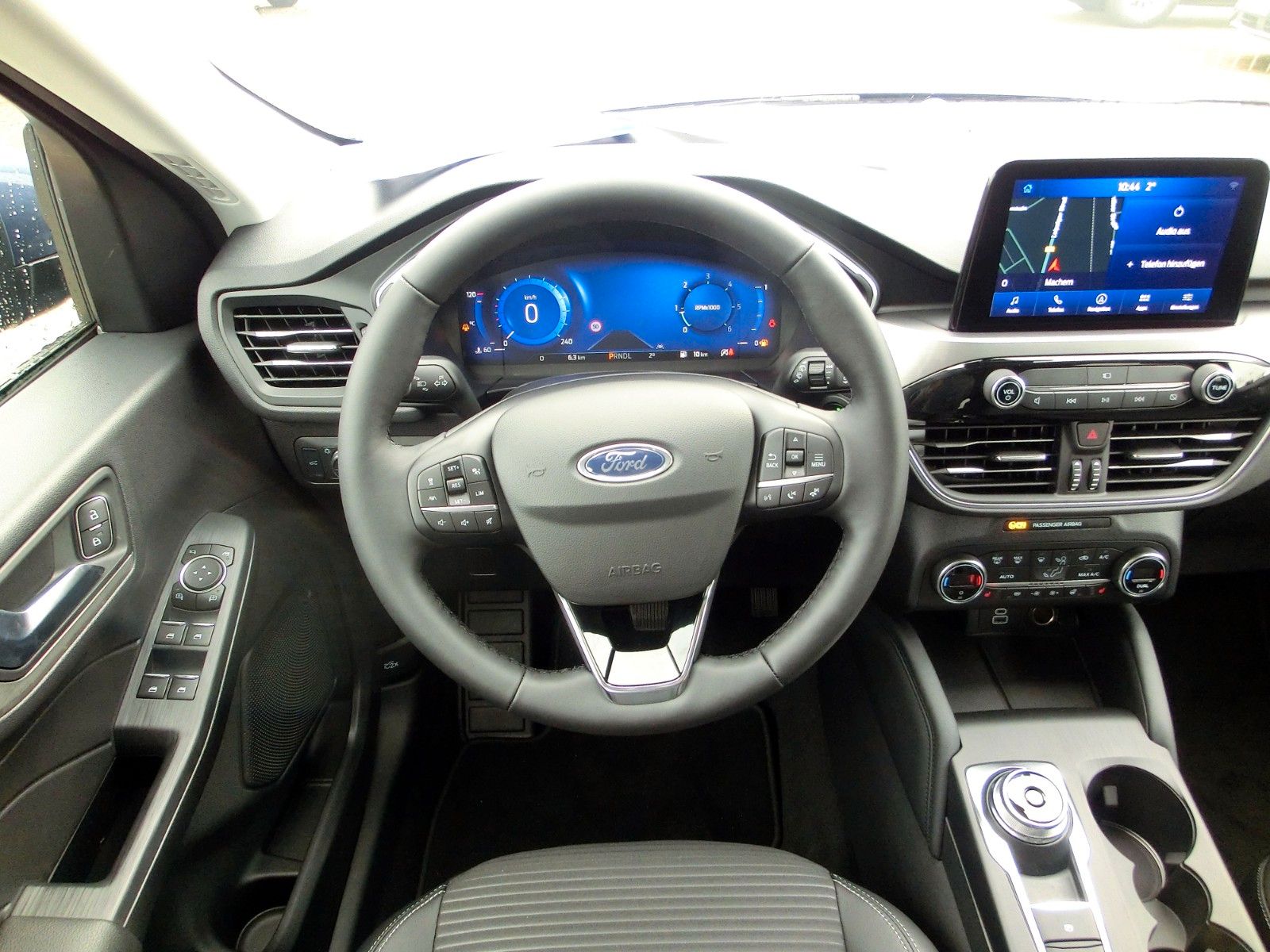 Fahrzeugabbildung Ford Kuga Titanium X *Automatik*LED*Key-Free*Kamera*