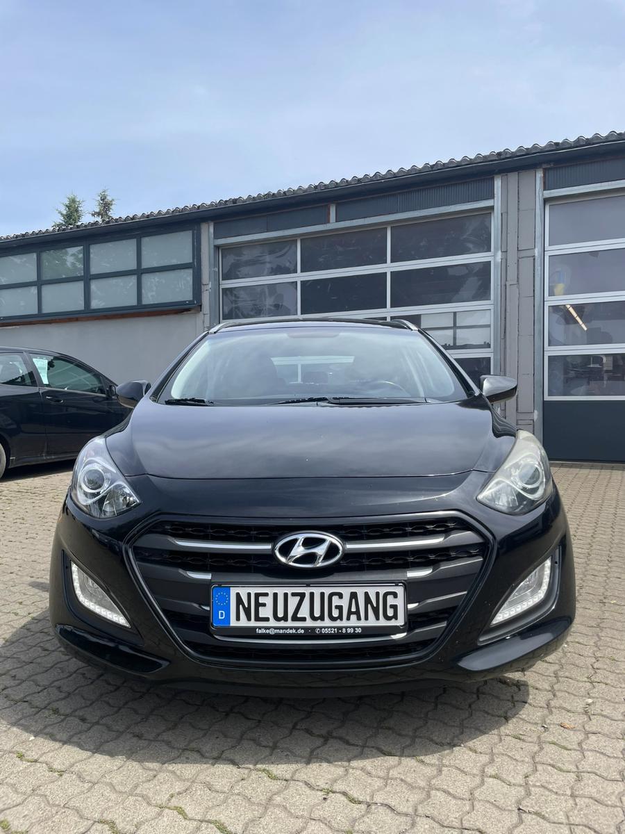 Hyundai i30 cw blue Classic