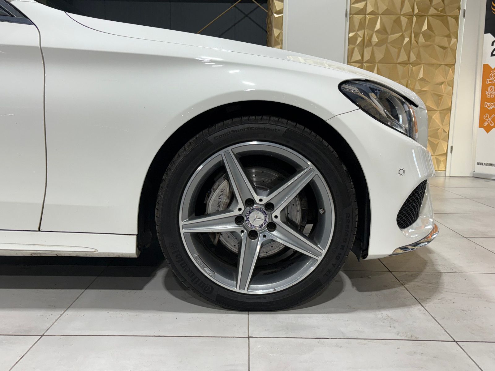 Fahrzeugabbildung Mercedes-Benz C 200 Lim. C 200 CGI/AMG-LINE/PDC/SOUND/SHZ/KLIM