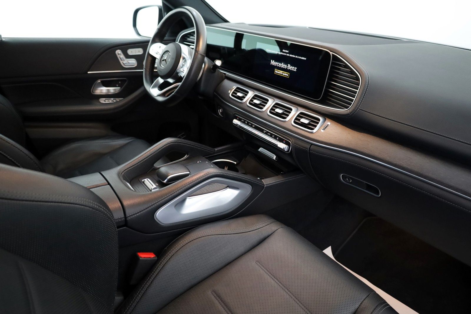 Fahrzeugabbildung Mercedes-Benz GLE 350de Coupe AMG line,Pano,HUD,360°,Burmester