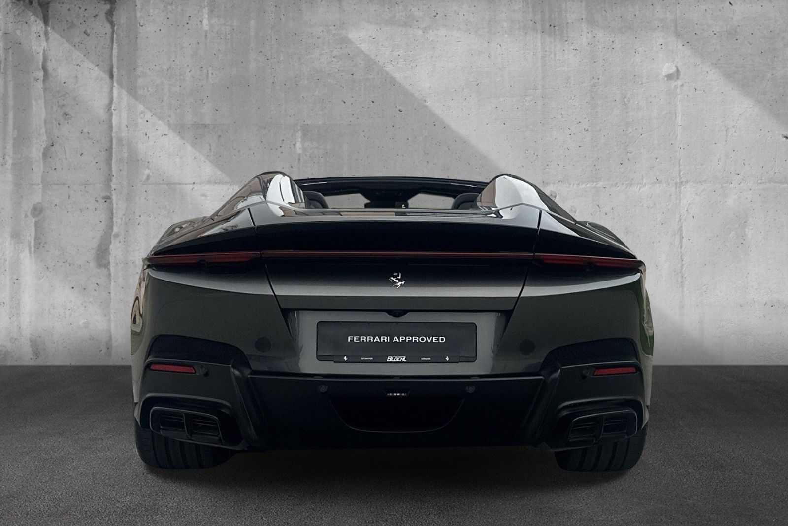 Fahrzeugabbildung Ferrari 12Cilindri Spider*Daytona*Carbon*LED*Lift*2026*