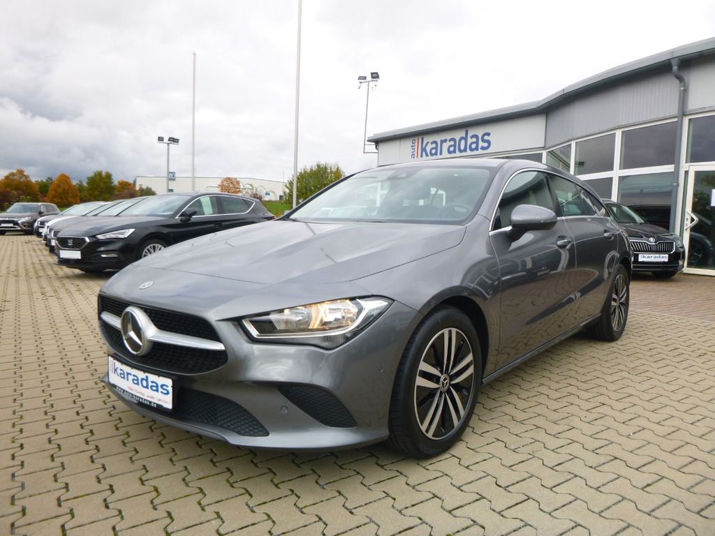 Mercedes-Benz CLA 200 d Shooting Brake >AUT/NAVI/SHZ/PDC<