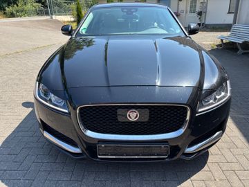 Jaguar XF - 2