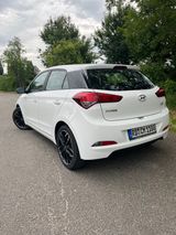 Hyundai i20 1.2 - GB Active - Hyundai i20: Privatanbieter