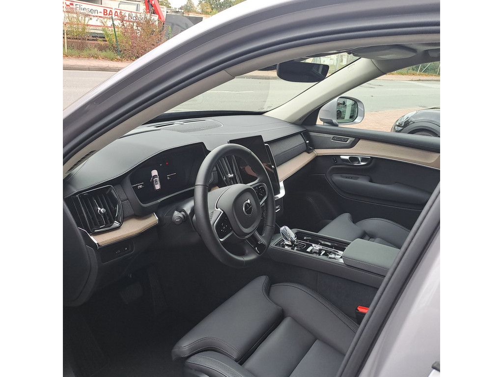Volvo XC90 T8 AWD Ultra Bright 7-SITZER 360° PANO HUD imagem 3