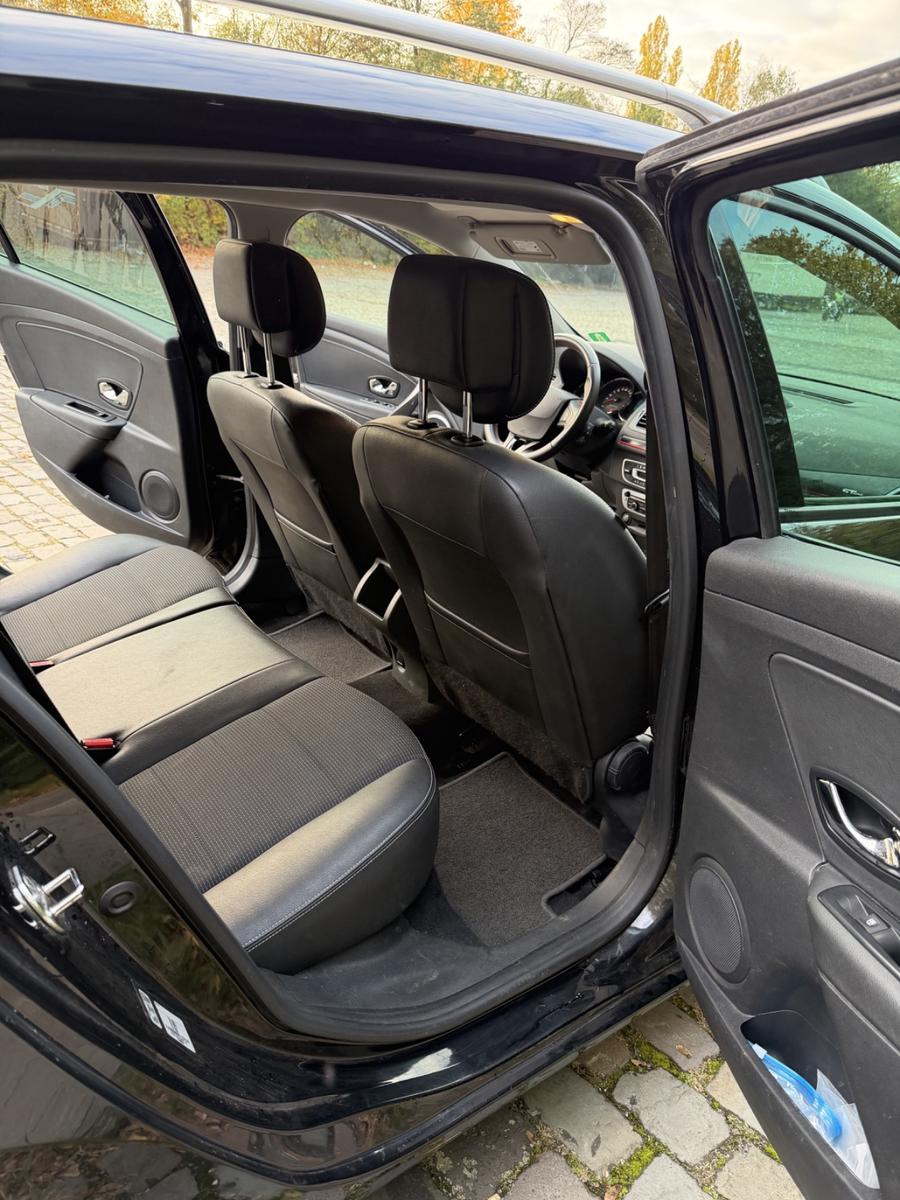 Renault Megane 2013 — photo 10