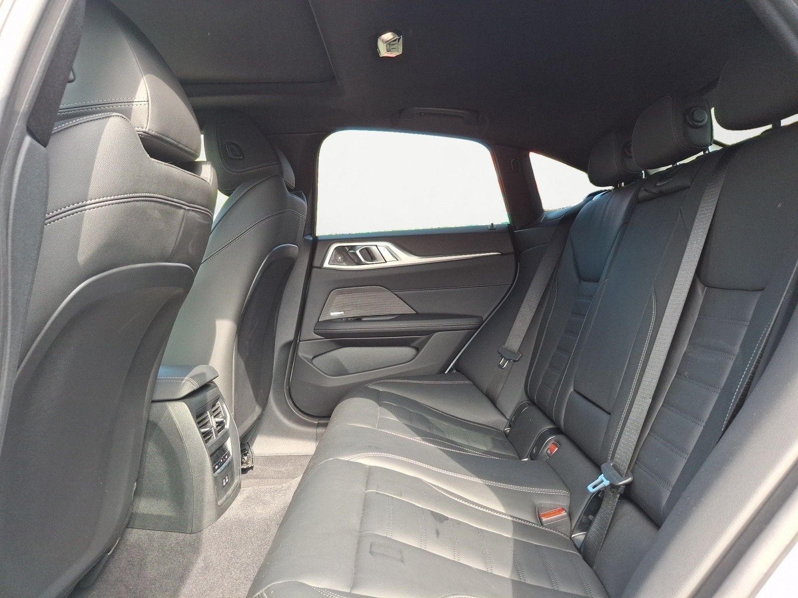 BMW M440i xDrive Gran Coupe Navi Rückfahrkamera LED foto 14