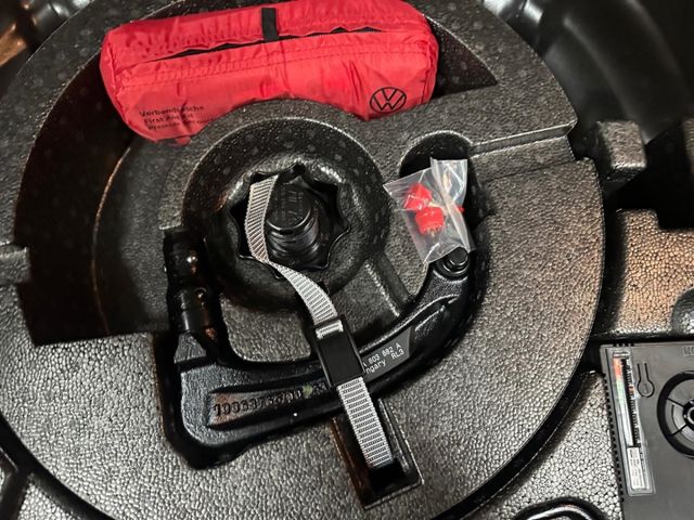 T-Roc Goal 2,0 TDI DSG LED Navi AHK Climatronic