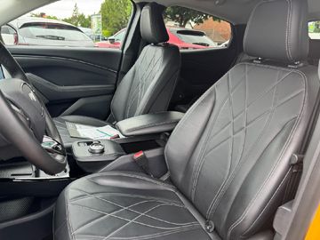 Ford Mustang Mach-E Basis Bang & Olufsen