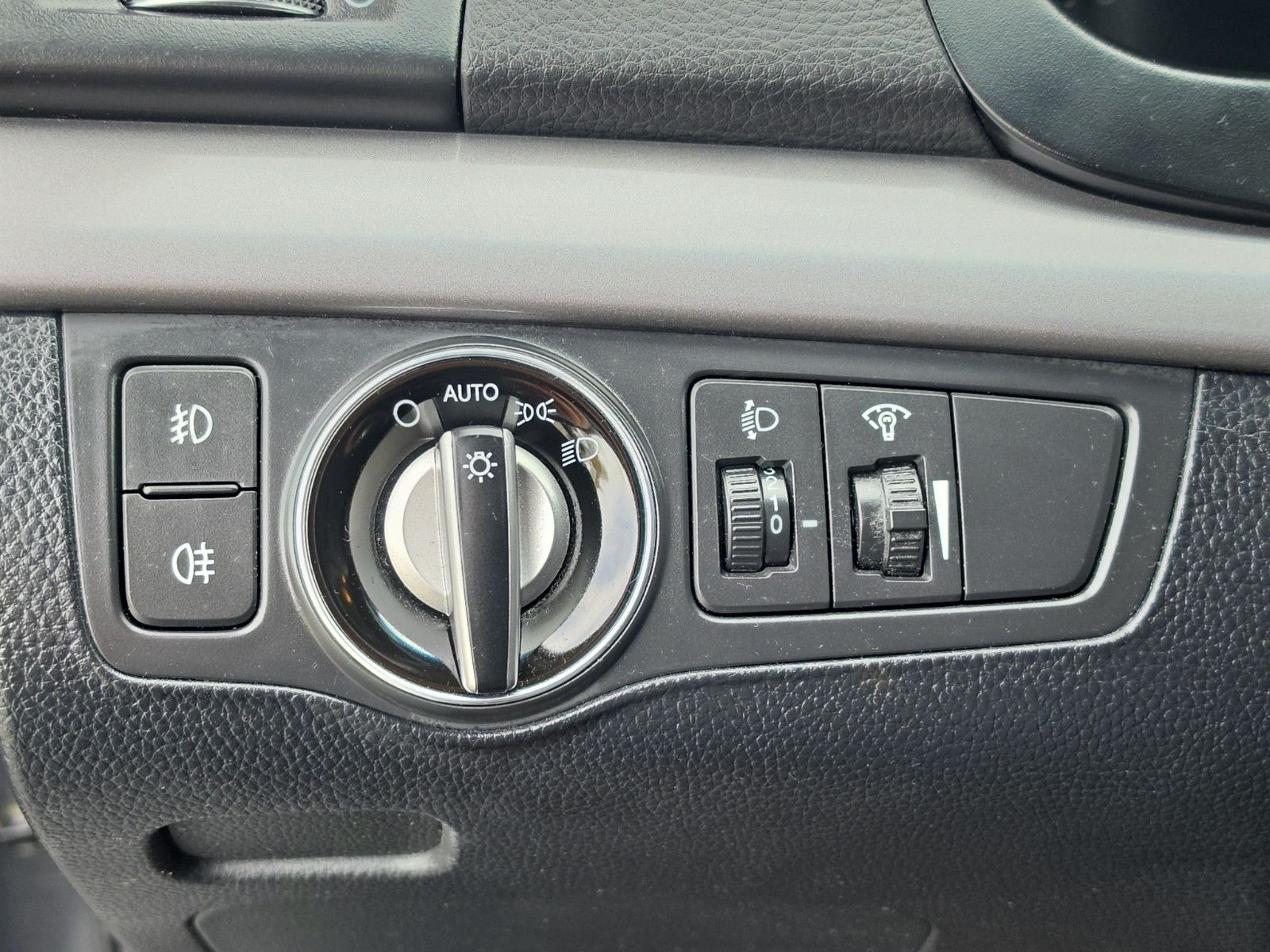 Fahrzeugabbildung Hyundai i40 cw FIFA World Cup Edition