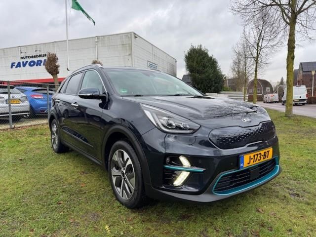 Kia Niro E-NIRO EXECUTIVELINE 64KWH 3FASE/WARMTEPOMP