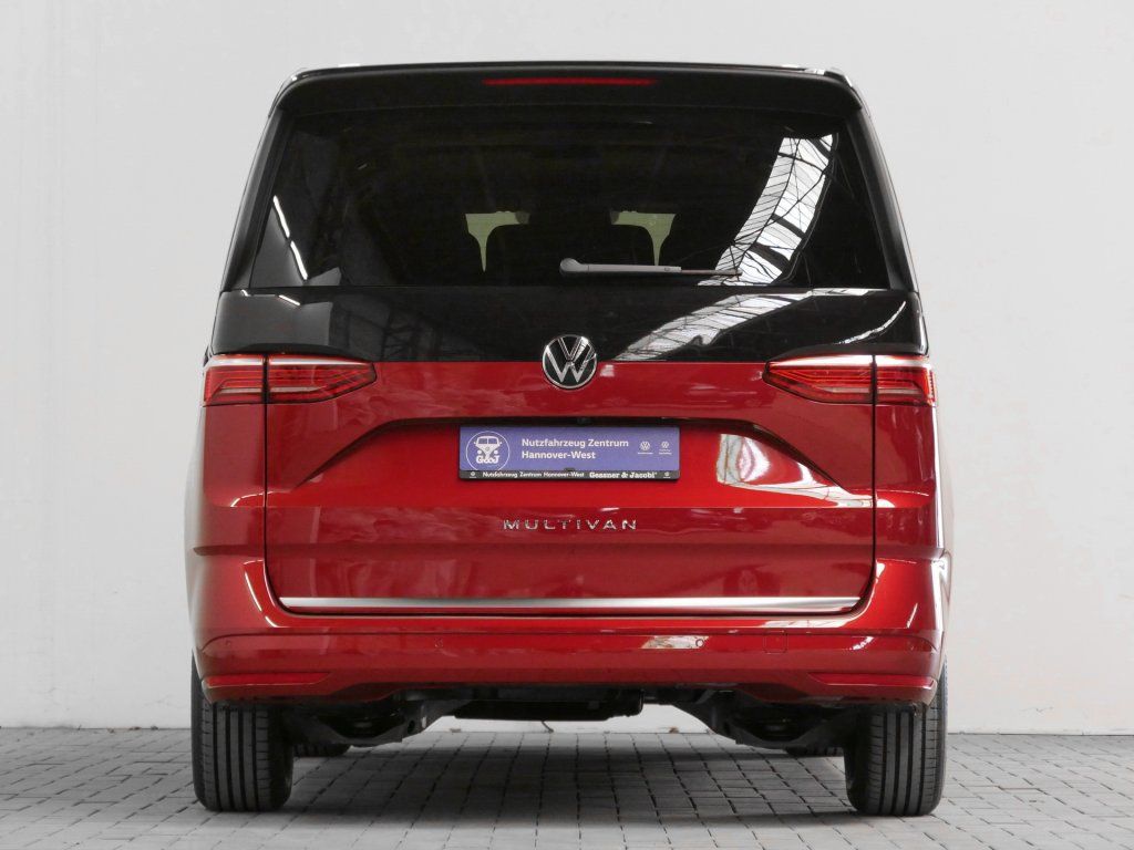 Fahrzeugabbildung Volkswagen T7 Multivan 110 kW TDI 7-Gang DSG Navi