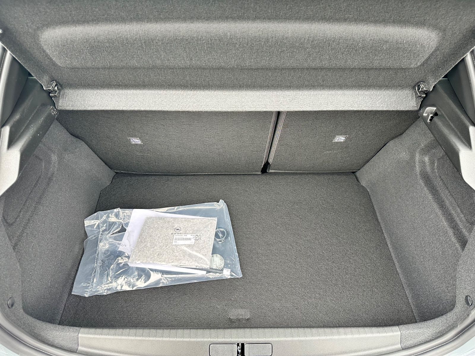 Fahrzeugabbildung Opel Corsa Edition 48V Hybrid Allw.*Sitzh.*Komfortp.