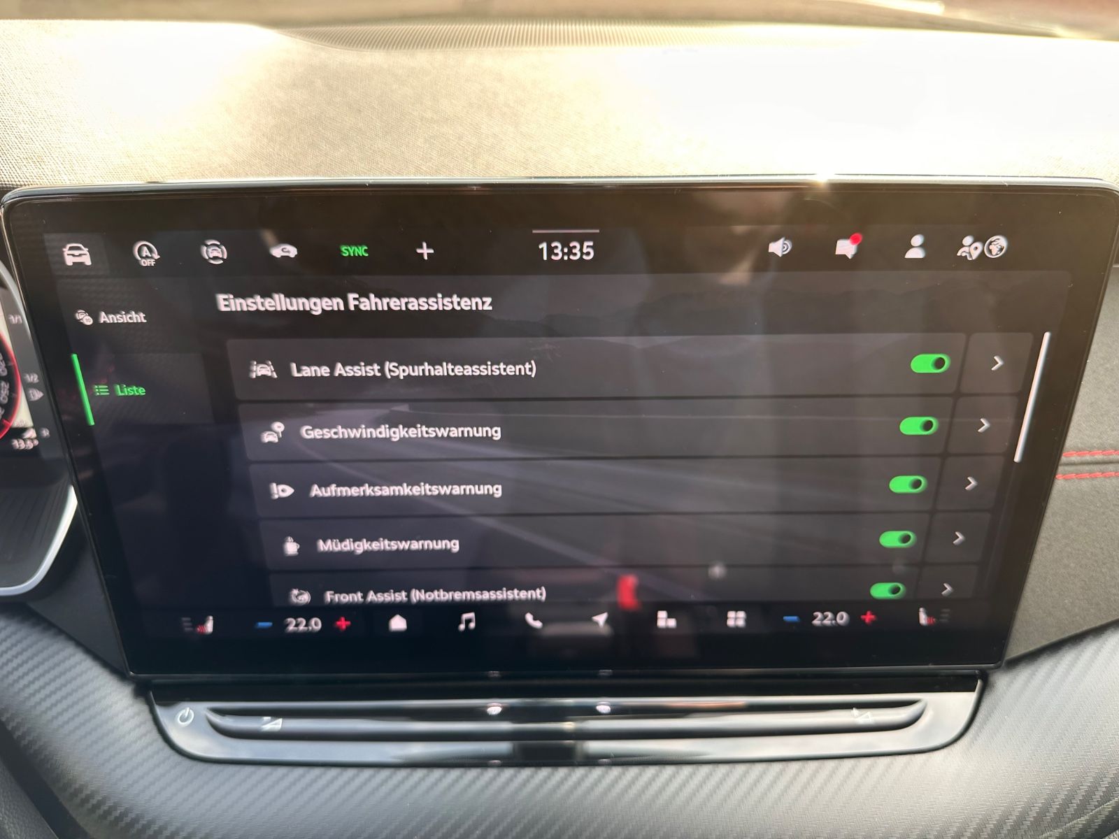 Fahrzeugabbildung SKODA Octavia Combi RS 2.0 TSI Matrix/Pano/Navi/ACC