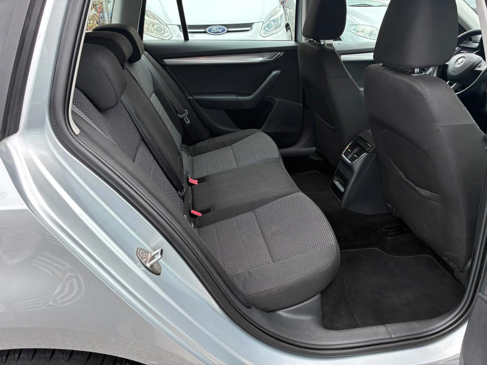 Skoda Octavia 2013 — photo 15