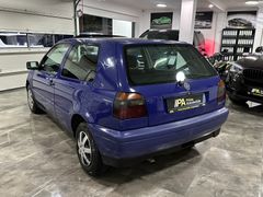 Fahrzeugabbildung Volkswagen Golf III 1.6 / Schiebedach