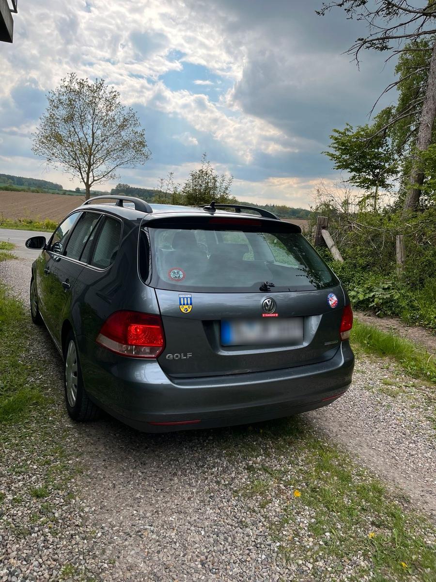 Volkswagen Golf 2009 — engine 101 HP (74kW)
