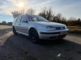 Volkswagen Golf 1.9TDI 74kW Variant - Volkswagen Golf aus 2002: TDI